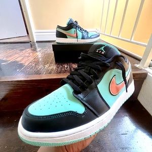 Air Jordan 1 Retro low SE (Tropical twist/blk)